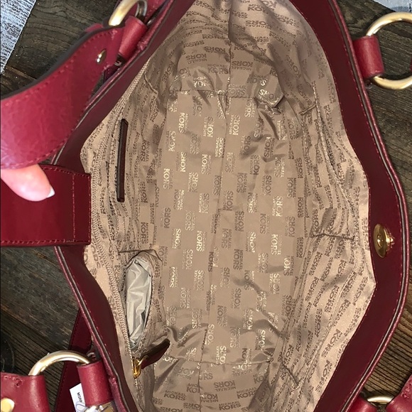Michael Kors Burgundy Handbag NWT - Picture 12 of 16